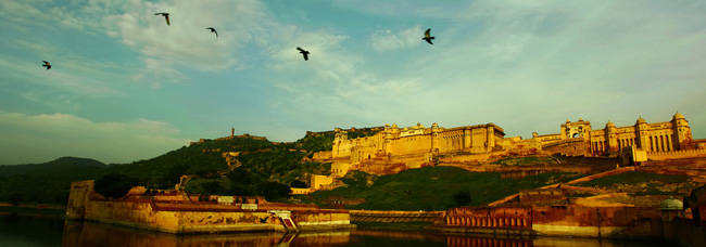 Classical North India Tour with Luxury Hotels